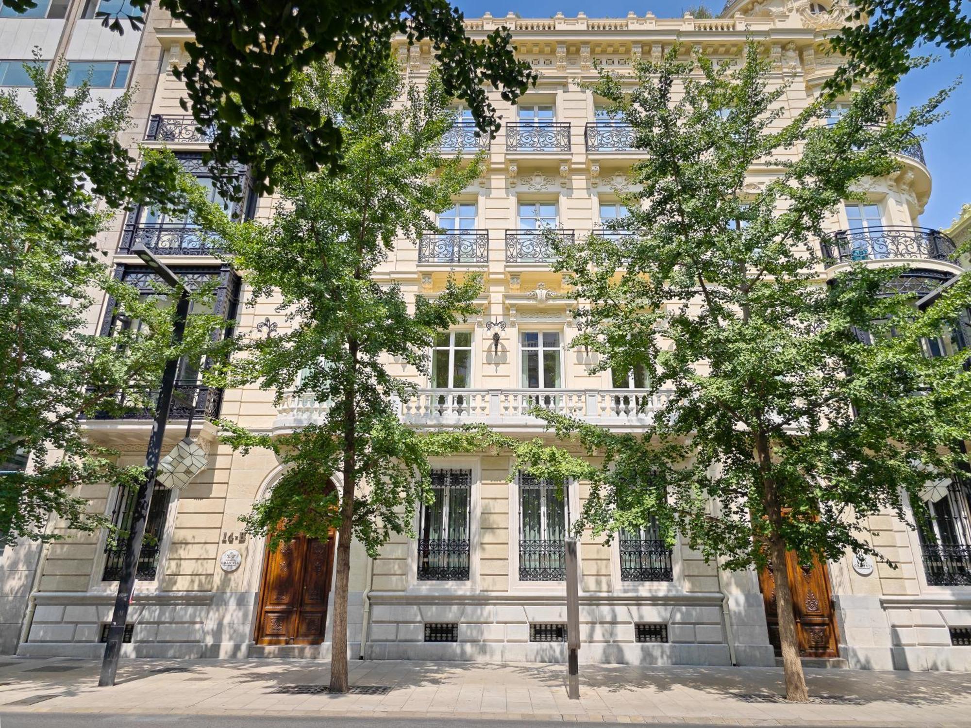Palacio Gran Via, A Royal Hideaway Hotel กรานาดา ภายนอก รูปภาพ