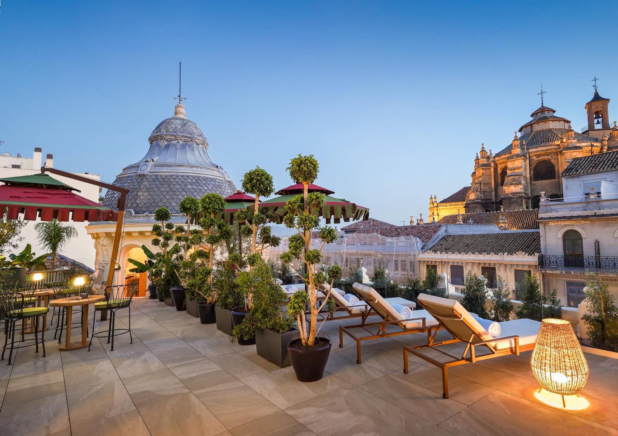 Palacio Gran Via, A Royal Hideaway Hotel กรานาดา ภายนอก รูปภาพ